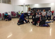 CLSC Pointes aux Trembles, a 7 week 'hands-on' course for these 16 ladies. What a force to reckon with. Empowerment through 'hands-on' attack simulations. Learn to swim by swimming. Hats off to them. www.manoli.ca, October, 2021